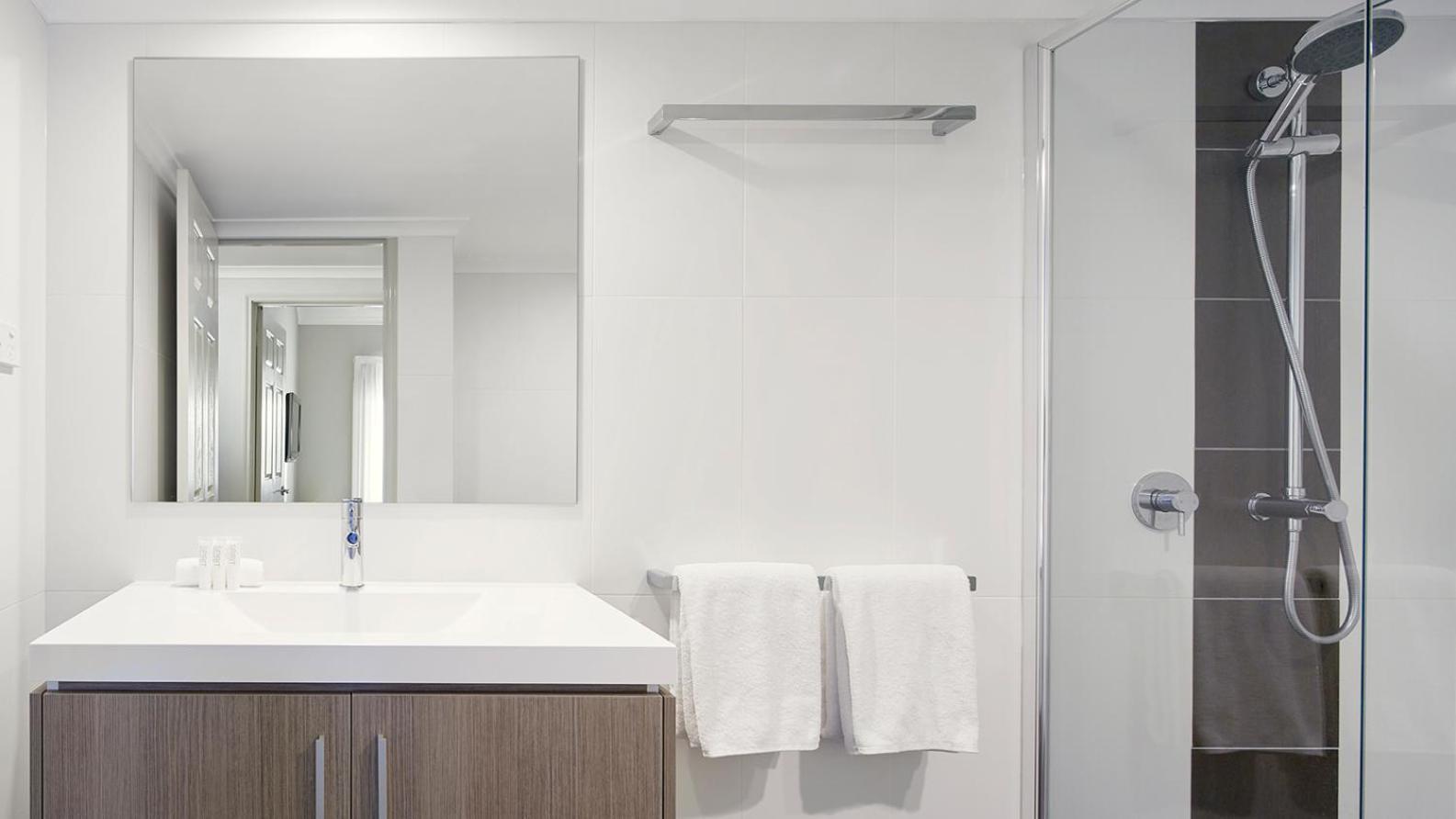 Pinnacle Apartments Canberra Extérieur photo