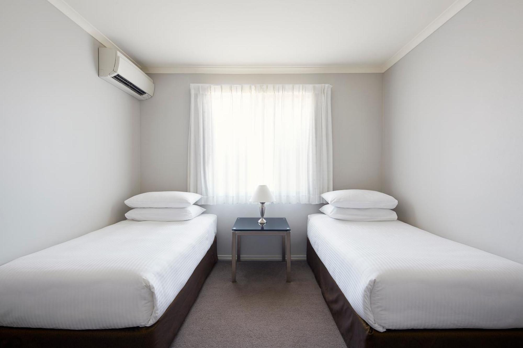 Pinnacle Apartments Canberra Extérieur photo