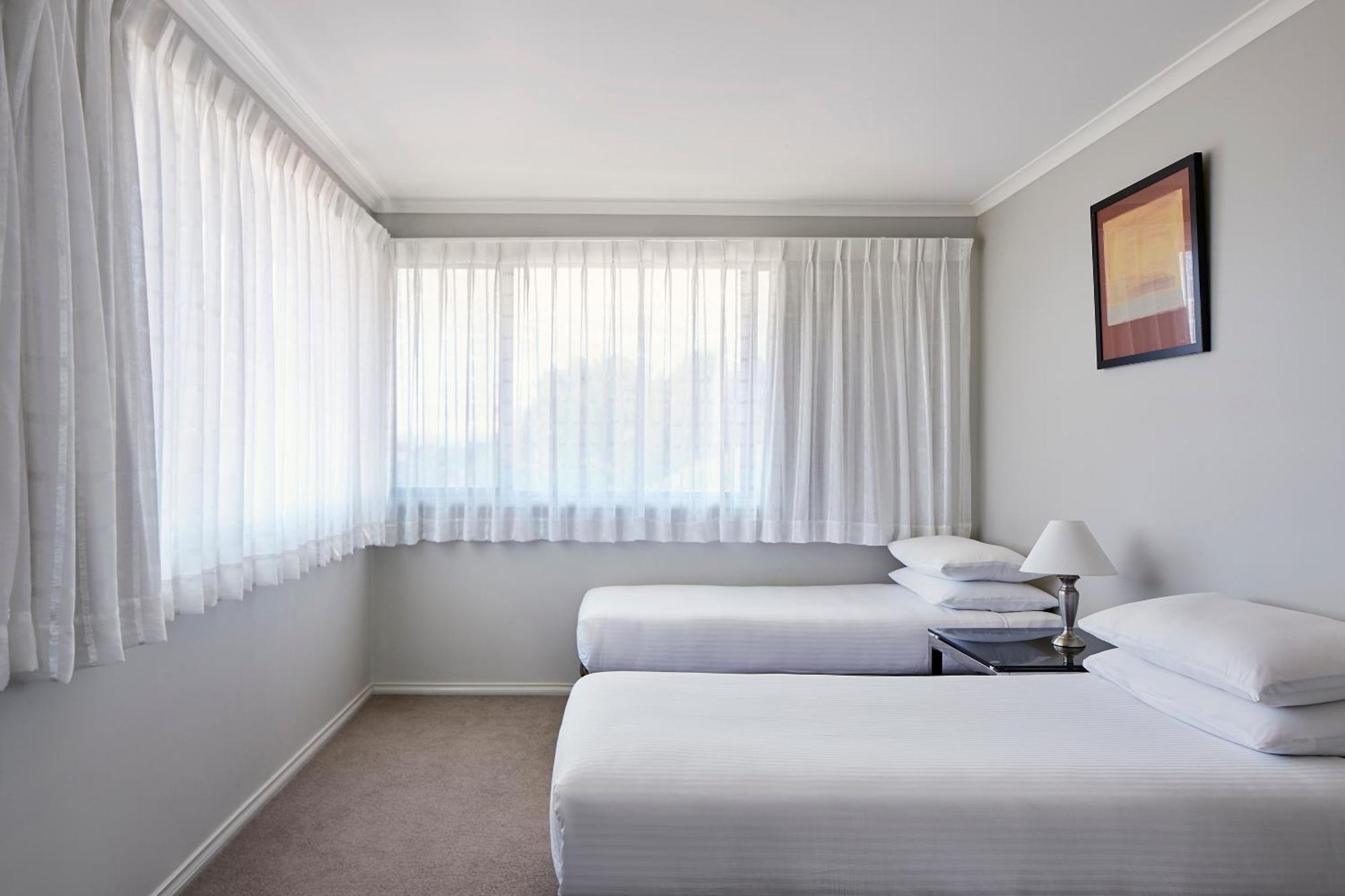 Pinnacle Apartments Canberra Extérieur photo