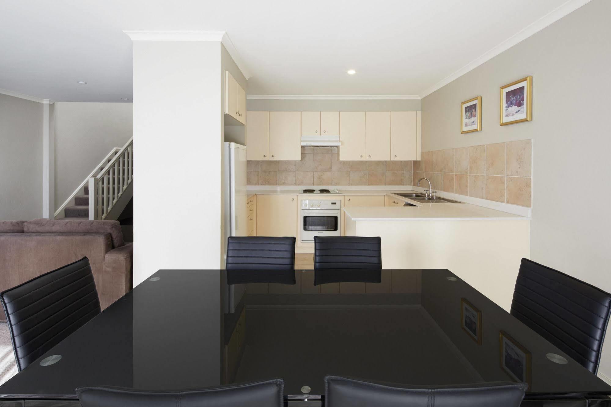 Pinnacle Apartments Canberra Extérieur photo