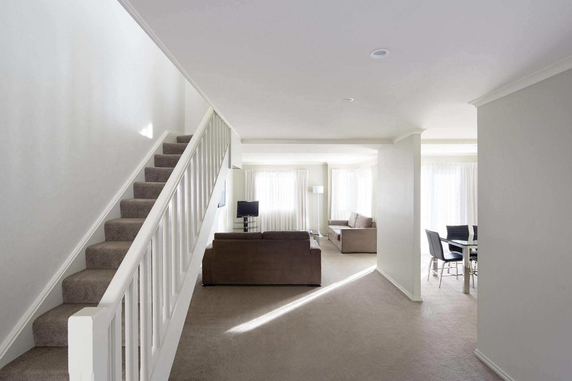Pinnacle Apartments Canberra Extérieur photo